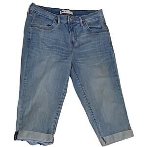 Levi's Womens Size 8 Classic Cuffed Capri Light Wash Stretch Denim Mid Rise